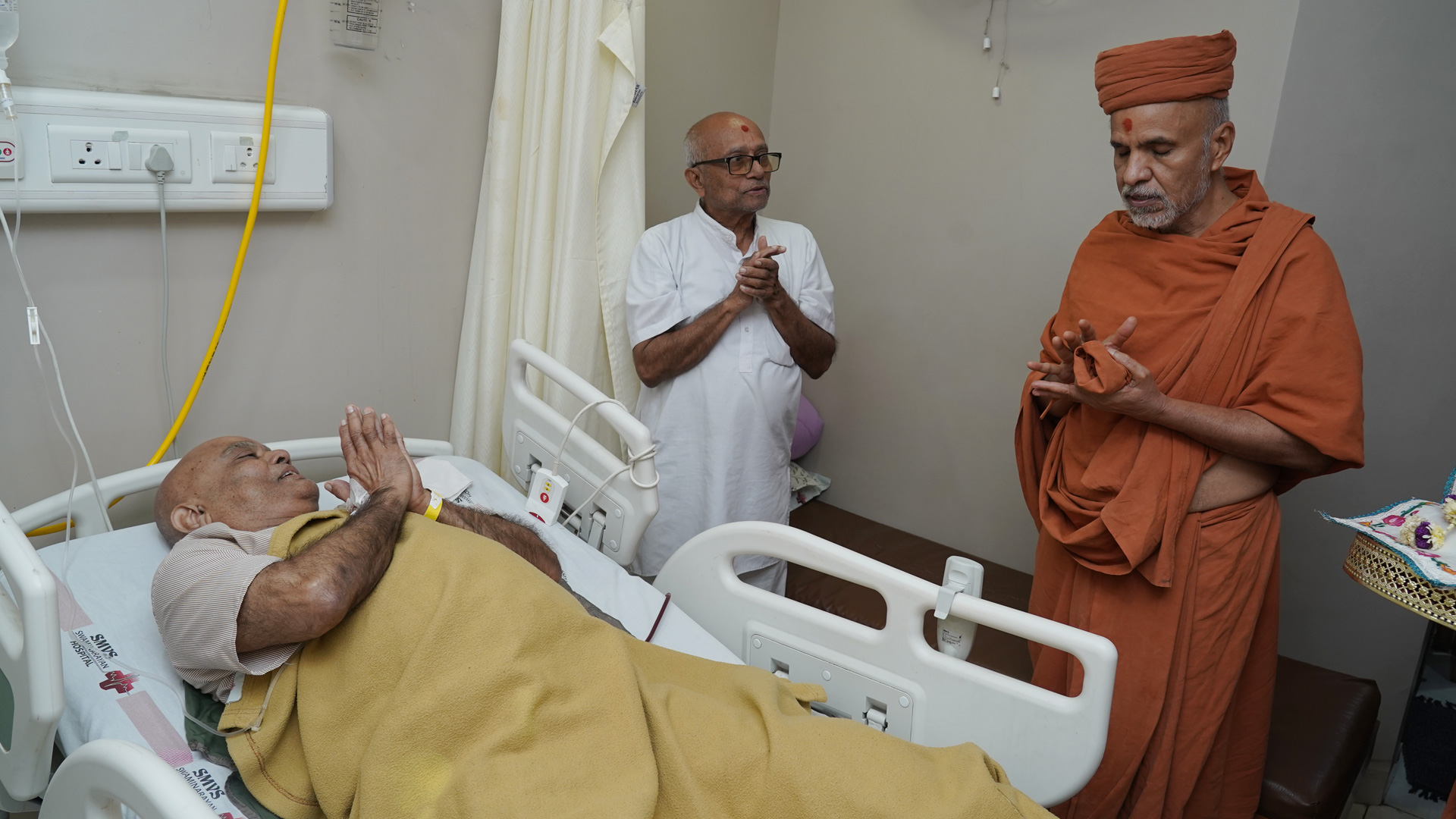 SMVS Swaminarayan Hospital Visit | Gandhinagar, India | HDH Swamishri Vicharan | 22 Nov, 2024